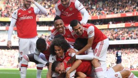 曼联最新动态：枪手再出冷箭，拉什福德转会受阻，中场引援目标重燃